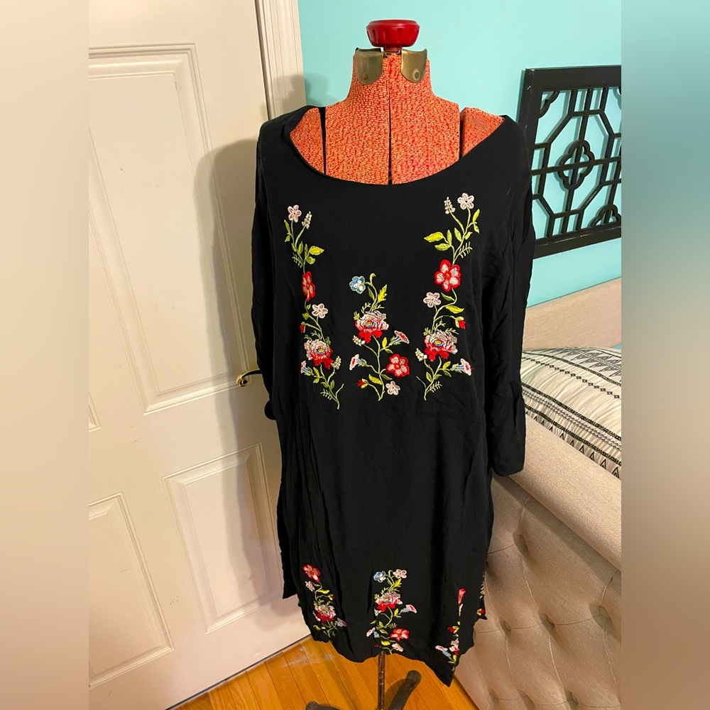 Beautiful Embroidery Midi Dress